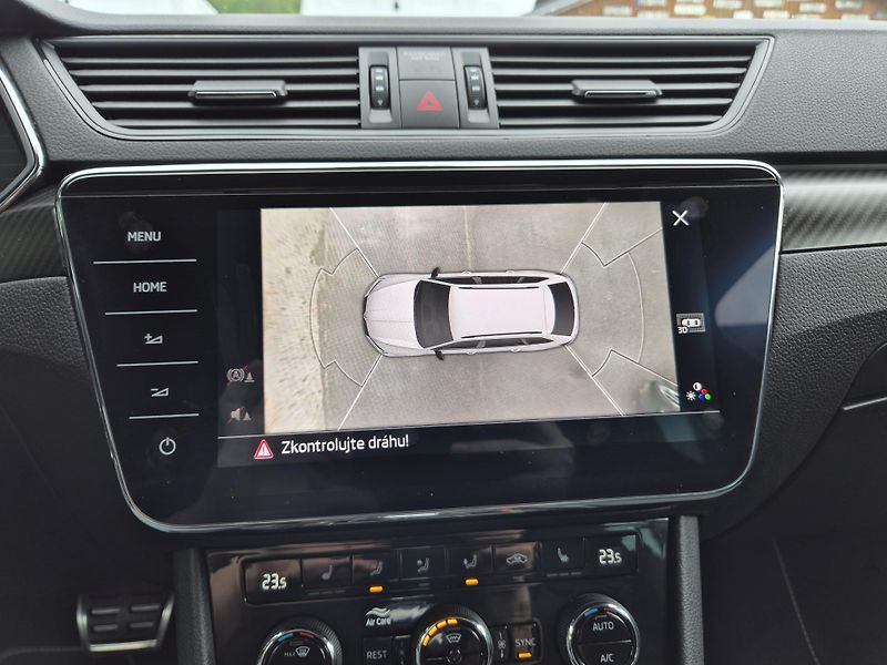Škoda Superb Combi SPORTLINE 147kw DSG 19AL - fotka 31 z 49