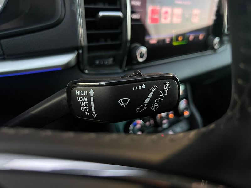 Škoda Karoq (2021) 2.0 TDI-STYLE-P.KAMERA - fotka 28 z 50