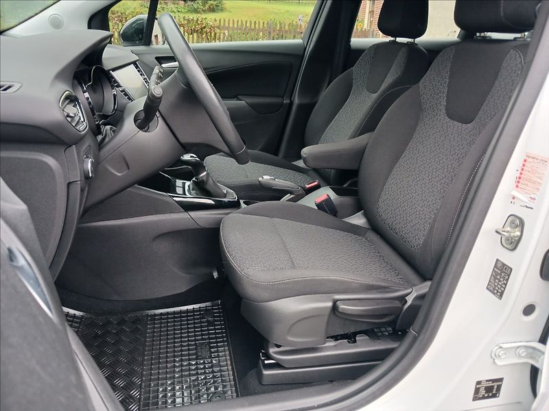 Opel Crossland 1,2 T COOL, 1 MAJITEL  nové ČR - fotka 12 z 28