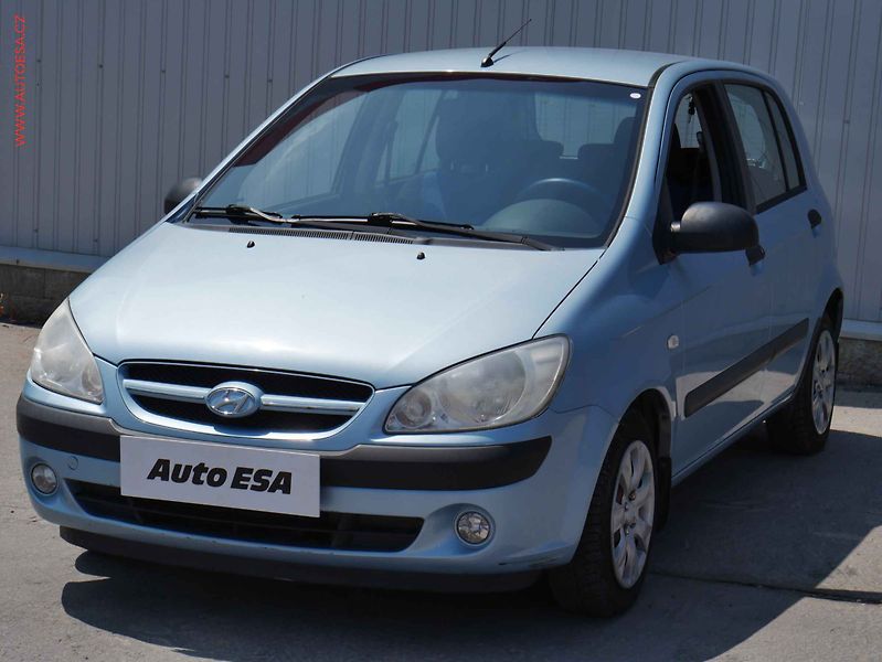 Hyundai Getz (2008) 1.1i, 2.maj,ČR, AC, park - fotka 3 z 14