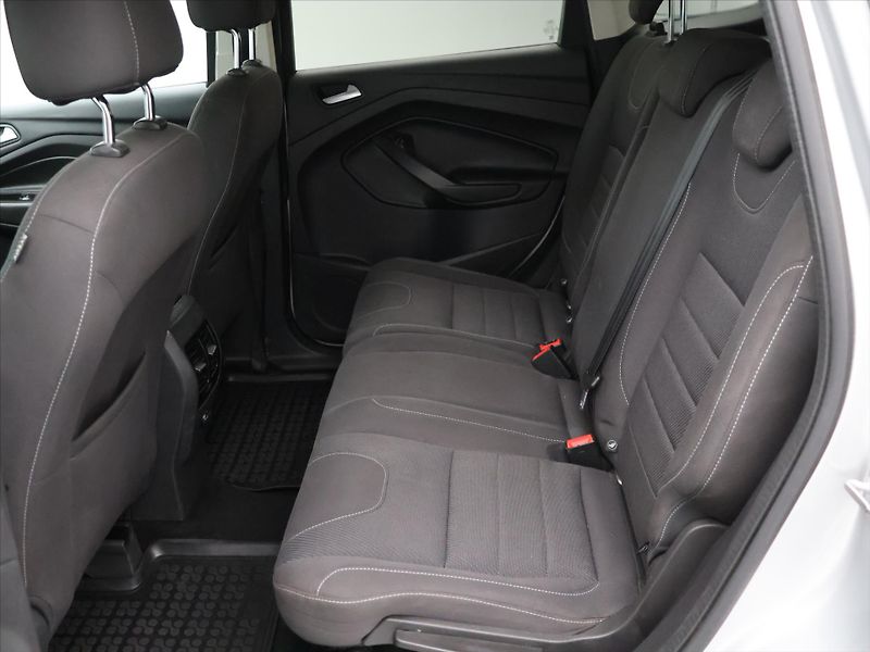 Ford Kuga 2,0 TDCI 103KW Aut.klima - fotka 12 z 30