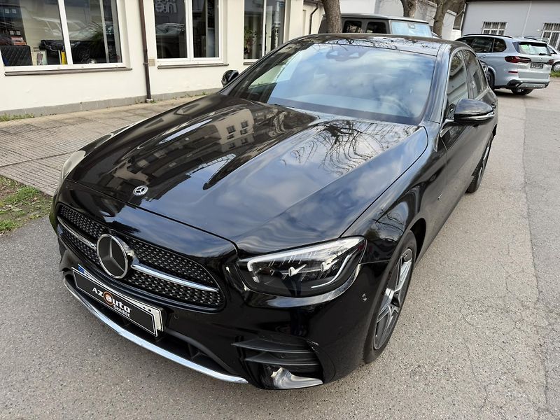 Mercedes-Benz Třídy E (2020) 300E 4MATIC PLUG-IN HYBRID - fotka 6 z 40