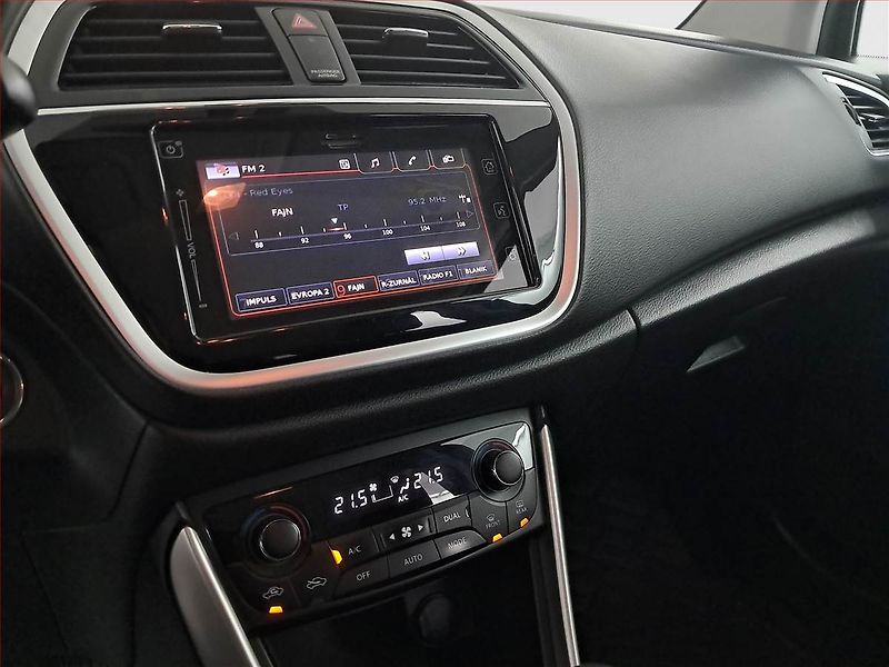Suzuki SX4 S-Cross (2017) Comfort 1.4 BoosterJet, ČR - fotka 12 z 13
