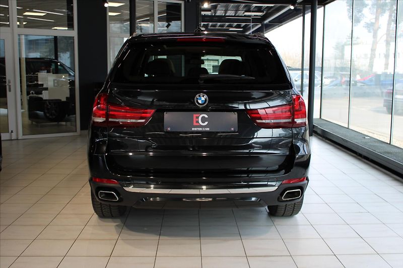 BMW X5 xDrive40d NezTop/HUD/Pano/AdLE - fotka 5 z 32