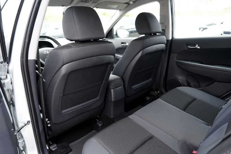 Hyundai i30 1.6 CRDI-16V/90 PS/ČR - fotka 31 z 38