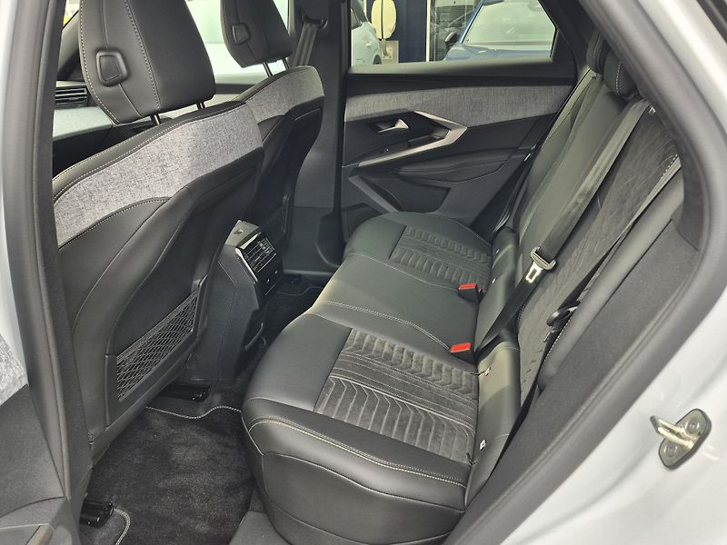 Peugeot 3008 (2026) GT Hybrid 145 e-DCS6  - fotka 9 z 21