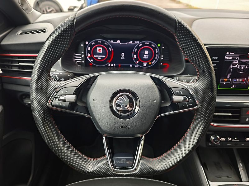 Škoda Scala (2021) 1.5 TSi Monte Carlo 110kW DPH - fotka 16 z 49