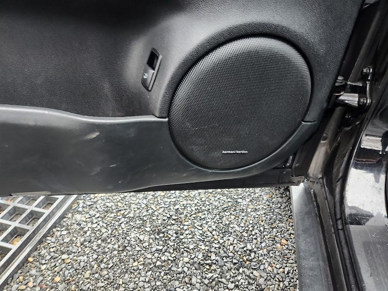 Mercedes-Benz Třídy M 320CDi 4-Matic Harman&Kardon  - fotka 17 z 17