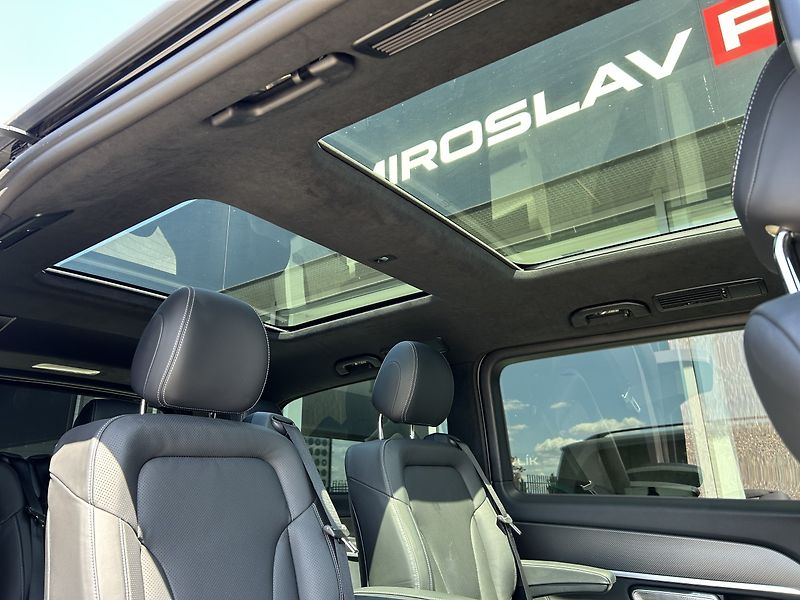 Mercedes-Benz Třídy V V 300d 4MATIC EXCLUSIVE L AMG - fotka 31 z 37