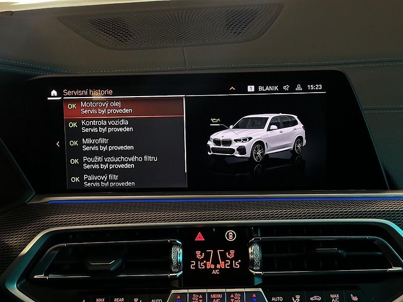 BMW X5 (2022) 40D M-packet Anniversary Laser - fotka 24 z 30