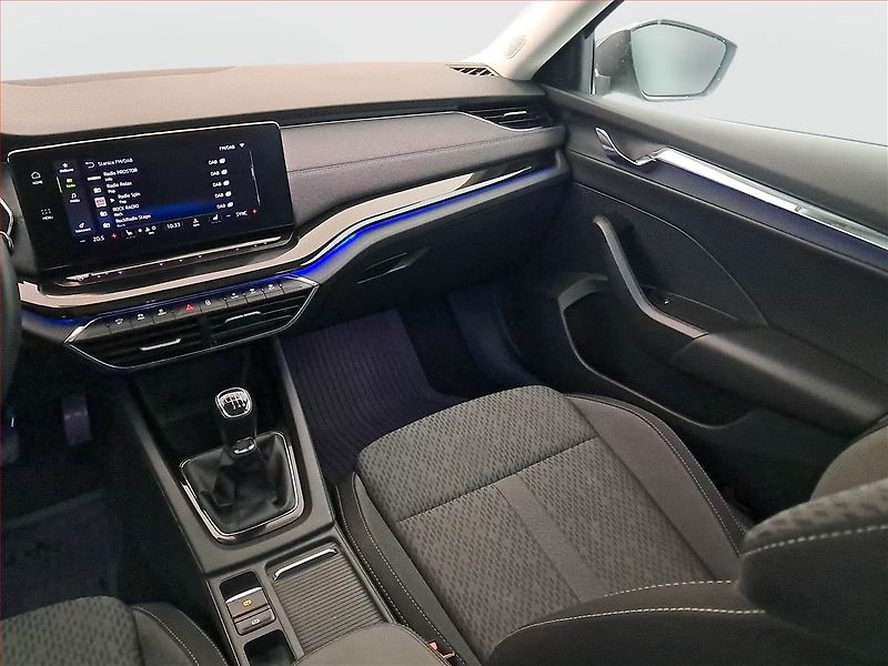 Škoda Octavia (2022) 2.0 TDI, ČR,1.maj, Serv.kniha - fotka 8 z 17