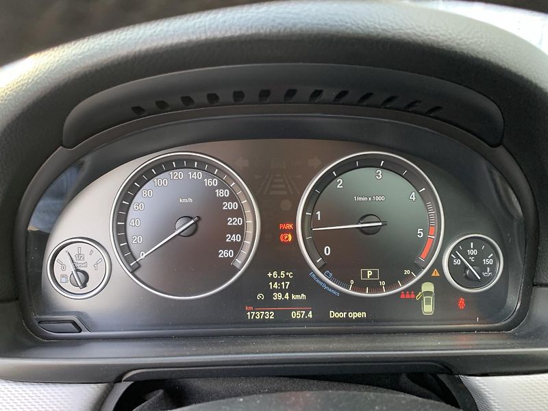 BMW Řada 5 (2011) 3.0D,150KW,N57D,M-PAKET,PANOR. - fotka 16 z 25