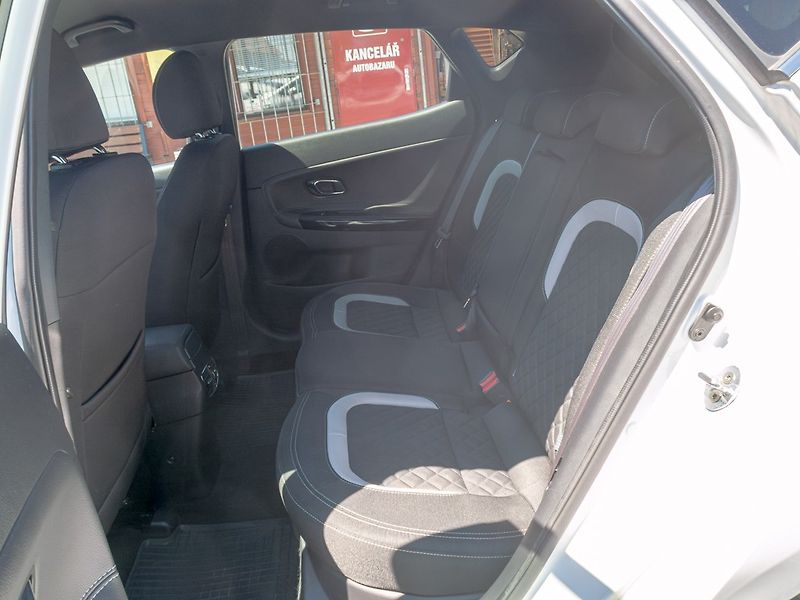 Kia Ceed (2017) GT Line 1.6D 100KW MAT – NAVI - fotka 42 z 50