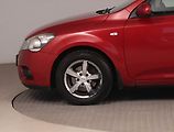 Kia Ceed (2010) 1.6 CRDi, po STK, udržované - náhled 14