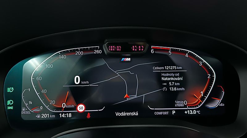 BMW Řada 5 540XD, maximální výbava! - fotka 59 z 62