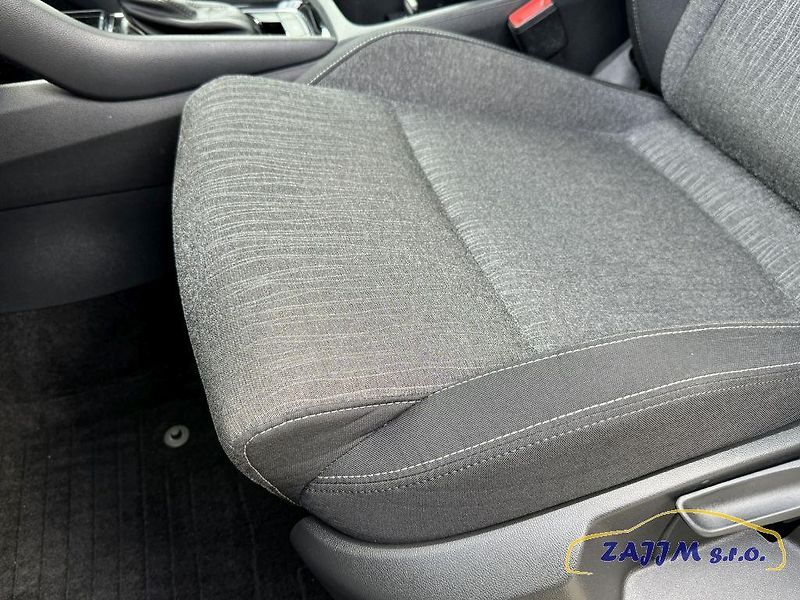 Škoda Karoq Style 1.5TSi 110kw DSG - fotka 27 z 43