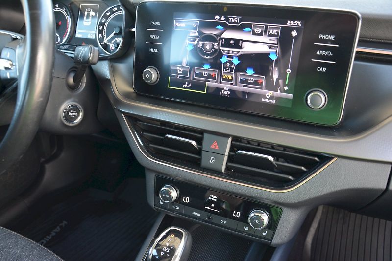 Škoda Kamiq (2021) 1.5 TSI 110 kW Style DSG 7 Aut - fotka 17 z 22