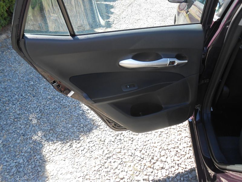 Toyota Auris 1.6VVTi,97KW,Tažné, Výhřev,CZ! - fotka 18 z 33