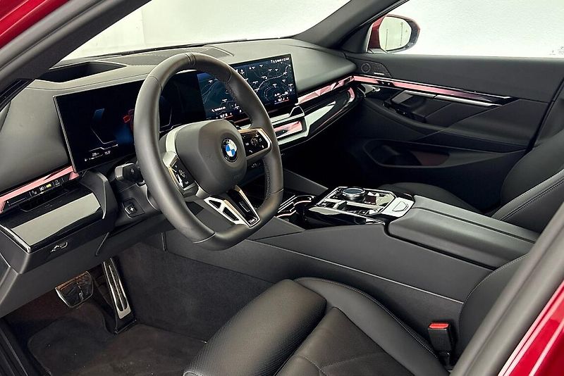 BMW Řada 5 řady 5 | 520d xDrive - fotka 6 z 24