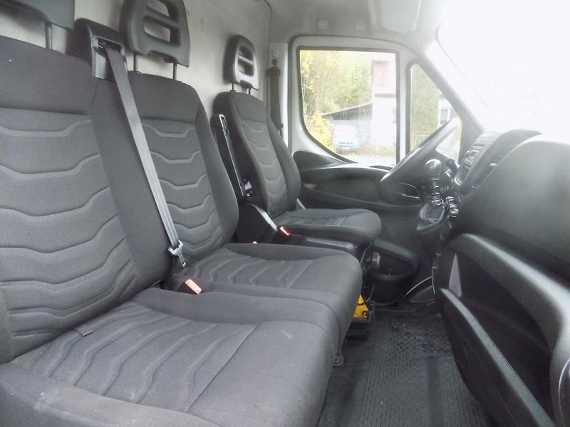 Iveco Daily (2015) 2,3 93KW 35S13 KLIMA - fotka 26 z 31