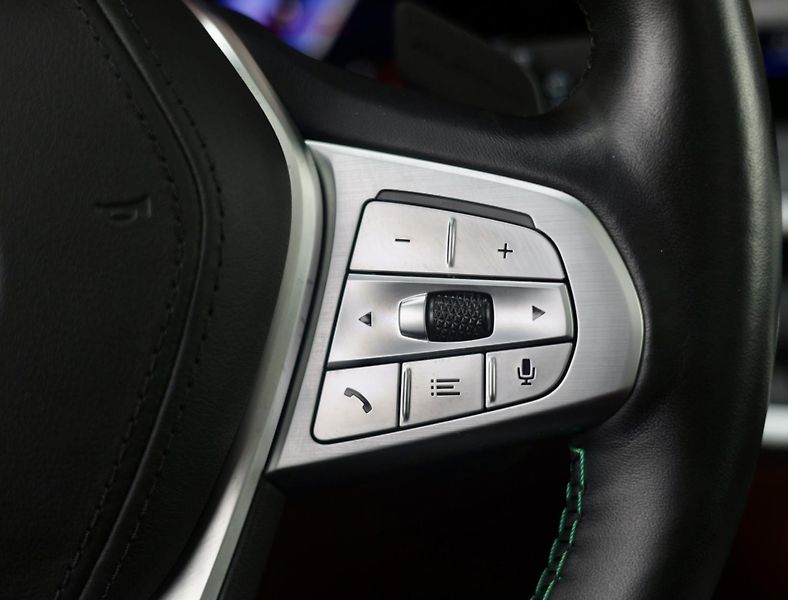 BMW X7 (2023) ALPINA XB7 4.4 V8 Skylounge - fotka 37 z 52