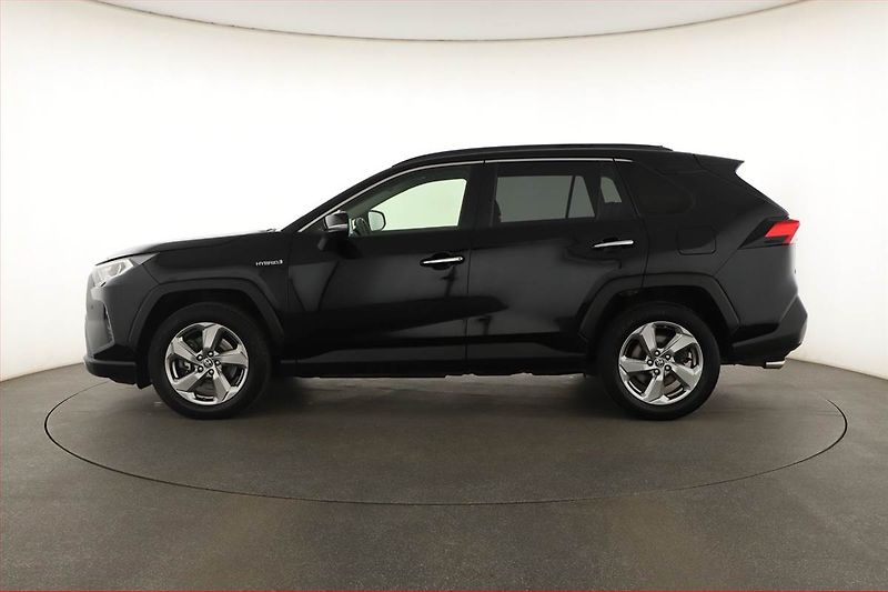 Toyota RAV4 (2020) 2.5 Hybrid - fotka 3 z 20