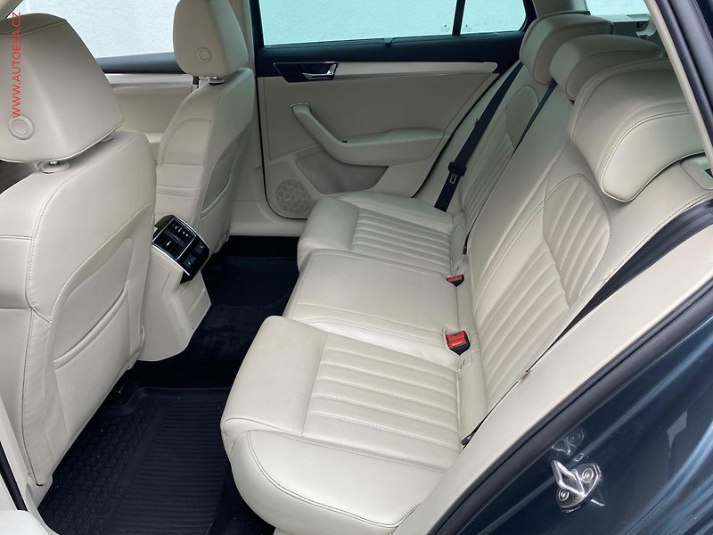 Škoda Superb (2019) 2.0 TSi 4x4, ČR, L&K, DSG - fotka 10 z 20