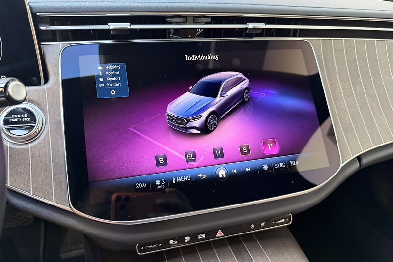 Mercedes-Benz Třídy E (2024) E 300de 4Matic  - fotka 64 z 68