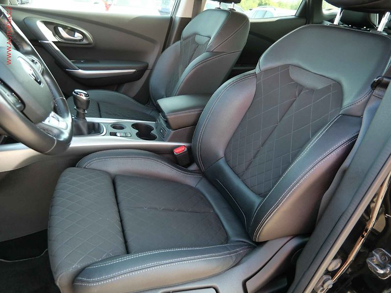 Renault Kadjar (2019) 1.3 TCe, 2.maj,ČR, Navi - fotka 9 z 19