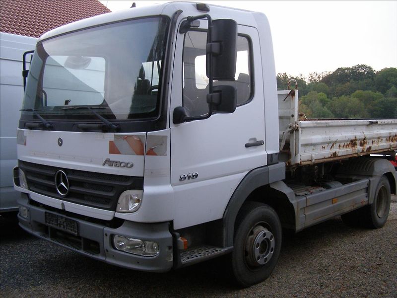 Mercedes-Benz 814  170000km 1 majitel 4,2 - fotka 2 z 2