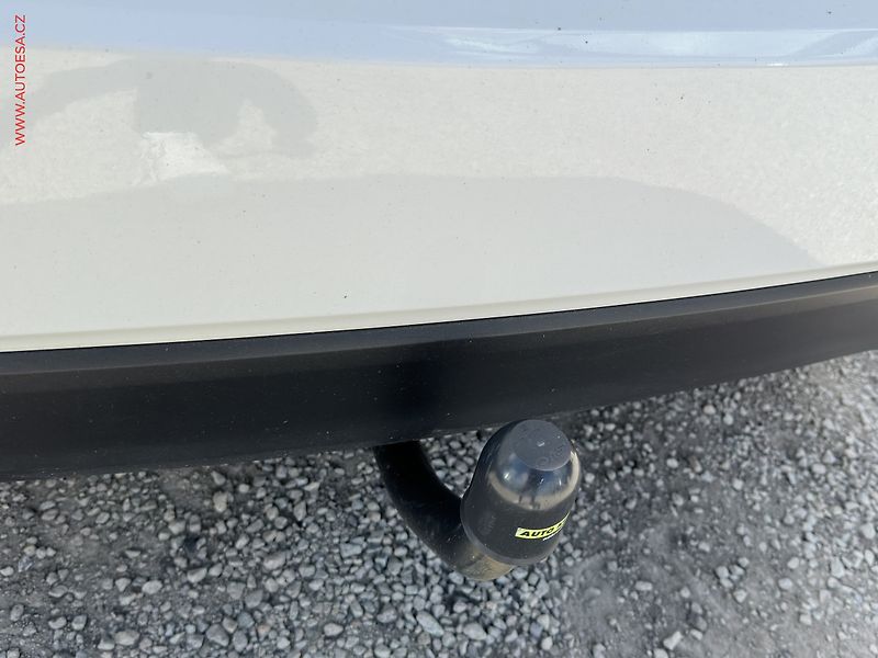 Hyundai ix20 (2014) 1.6i, ČR, AC, TZ - fotka 16 z 17