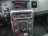 Volvo V60 (2013) 2.0D, ČR, AT - náhled 11