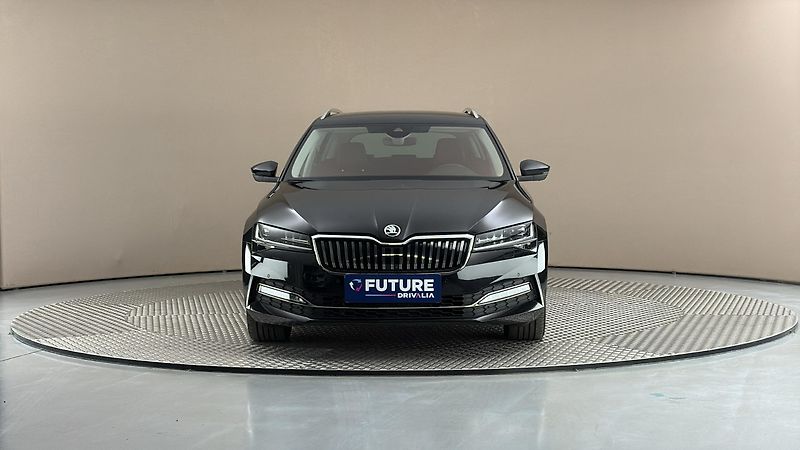 Škoda Superb 2.0 TDI DSG 4x4 L&K Combi - fotka 3 z 34