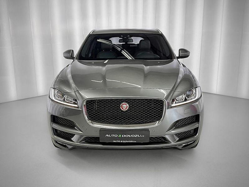Jaguar F-Pace 2.0d AWD A/T PRESTIGE, WEBASTO - fotka 2 z 25