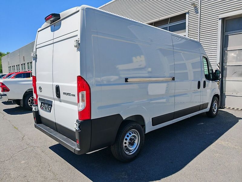 Toyota Proace Max L3H2 - 2.2L 140 6MT Active 270 - fotka 4 z 21
