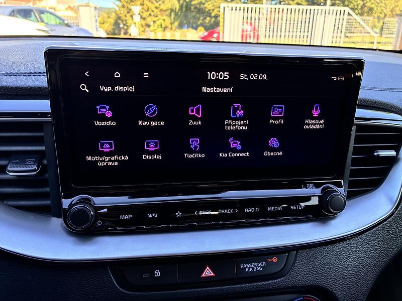 Kia Ceed 1.5T-GDi 118kW GT LINE AUTOMAT - fotka 22 z 38