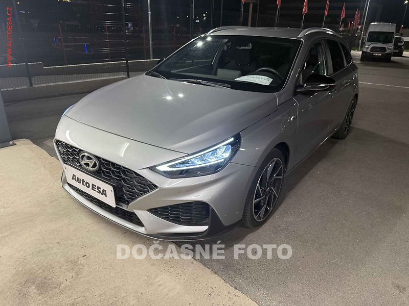 Hyundai i30 (2023) 1.5T-GDi, 1.maj,ČR, servis - fotka 1 z 3