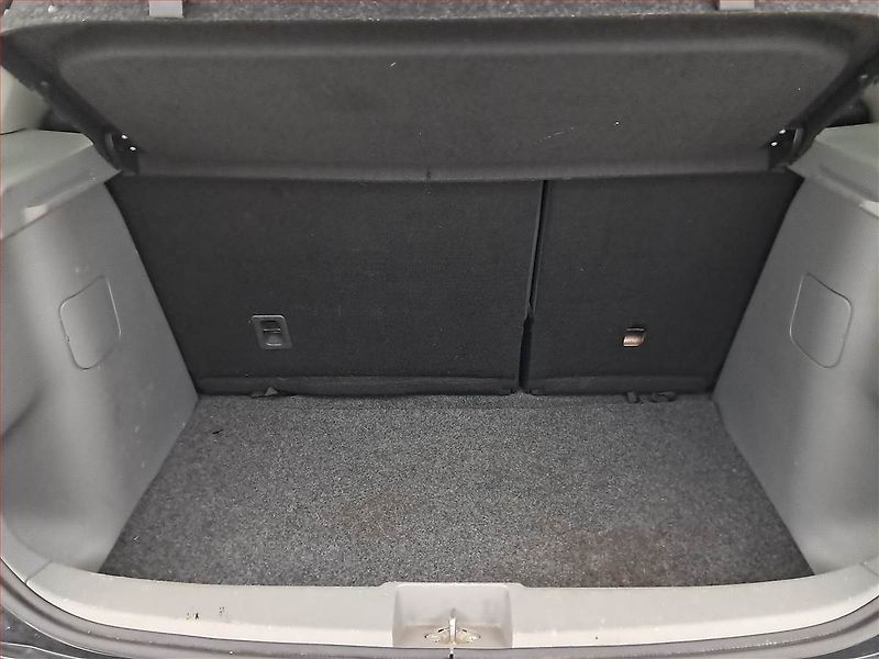 Suzuki SX4 (2008) 1.9 DDiS, nová STK, Tažné - fotka 13 z 17