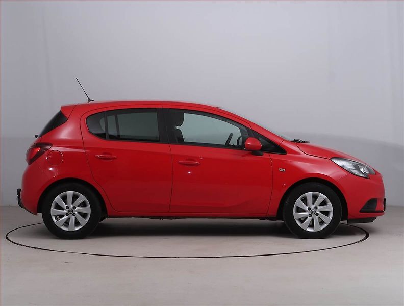 Opel Corsa (2019) 1.4 Turbo, ČR,1.maj - fotka 6 z 16