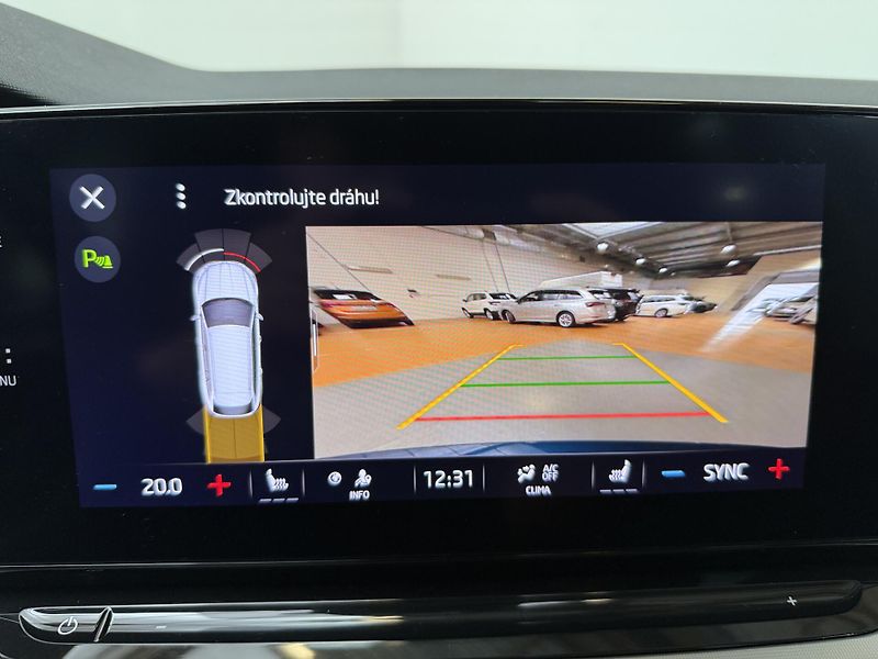 Škoda Octavia 2.0 TDI 110kW DSG Style Combi - fotka 8 z 13