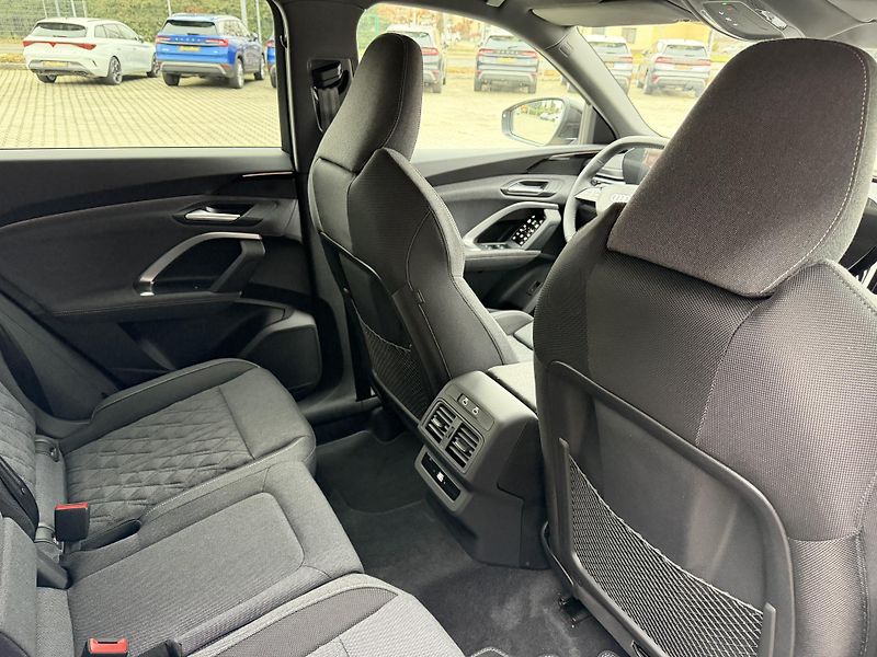 Audi Q5 (2026) TDI 150kW 4X4 S-LINE R20 3D!!! - fotka 28 z 54