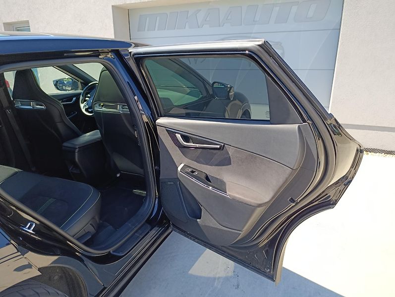 Kia EV6 GT 430kW 1. MAJITEL DPH - fotka 33 z 37