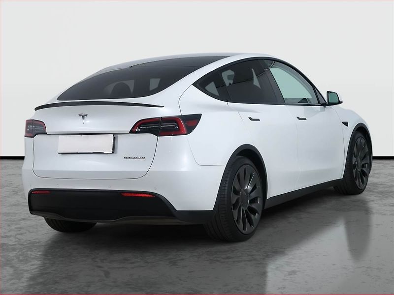 Tesla Model Y (2022) Performance 79kWh, SoH 92% - fotka 5 z 26