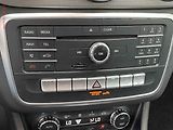 Mercedes-Benz CLA (2017) 1.6T 200, AT, LED, navi - náhled 15