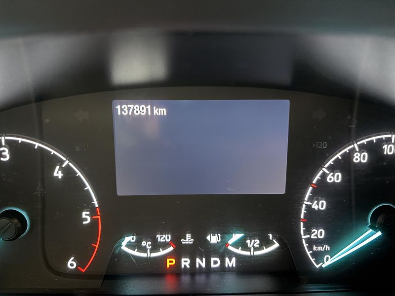 Ford Tourneo Custom - fotka 14 z 16