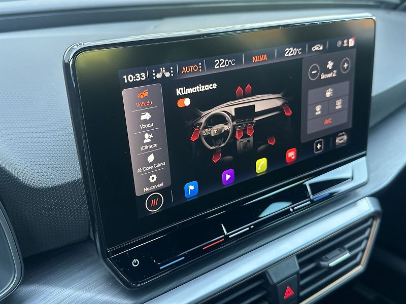 Cupra Leon (2021) ST 2.0 TSI DSG FR - fotka 15 z 32