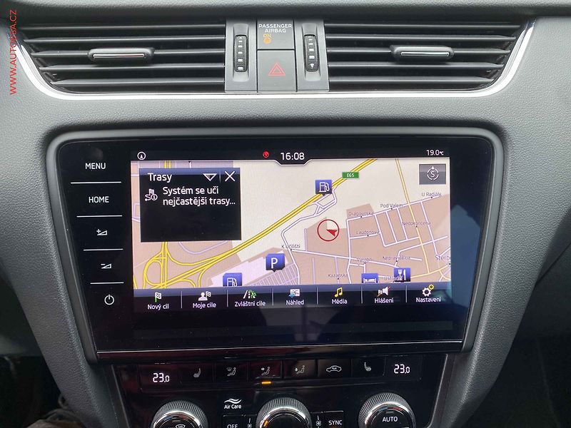 Škoda Octavia (2020) 1.6 TDi, Style, LED, navi - fotka 17 z 18