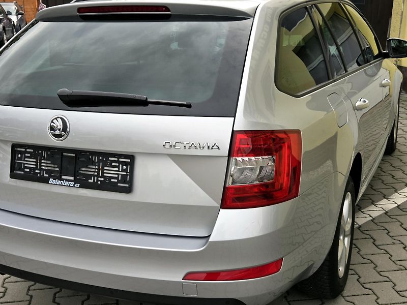 Škoda Octavia 1,2TSi DSG SERV.ŠKODA - fotka 11 z 47