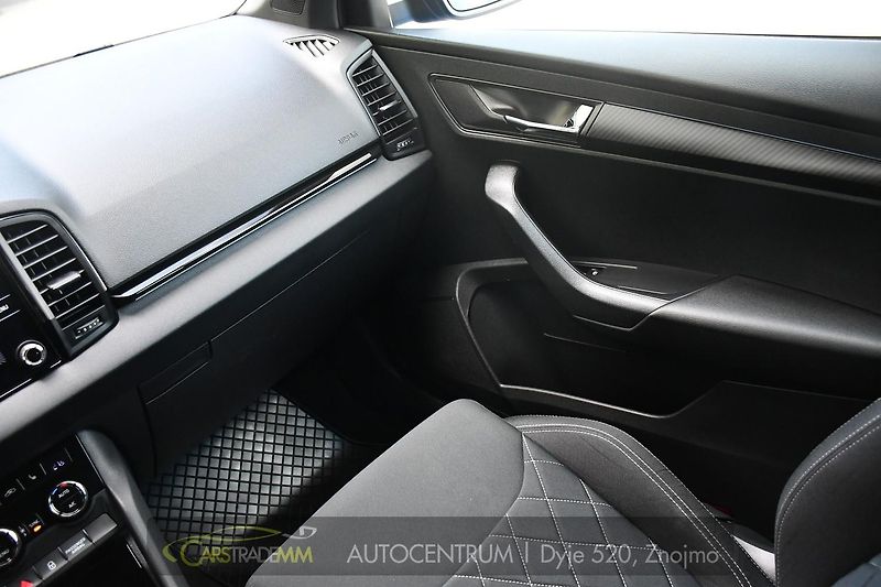 Škoda Karoq 2.0TDi SPORTLINE ACC  - fotka 25 z 51