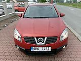 Nissan Qashqai (2007) 2,0i 4WD ALU AC TAŽNÉ BT TEMP - náhled 3